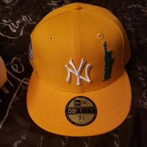 Yellow sky blue bottom NY Yankees New Era 7 3/4